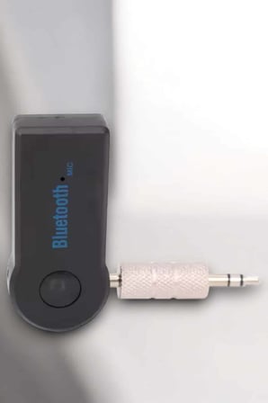 Bluetooth Araç Kiti Bt 350 Aux Çıkışlı Tüm Araçlara Uyumlu - Lisinya