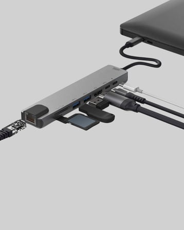 Alüminyum Kasalı MacBook USB-C Hub – 4K HDMI, USB 3.0, SD/TF Kart Girişi, PD Şarj Desteği - Lisinya
