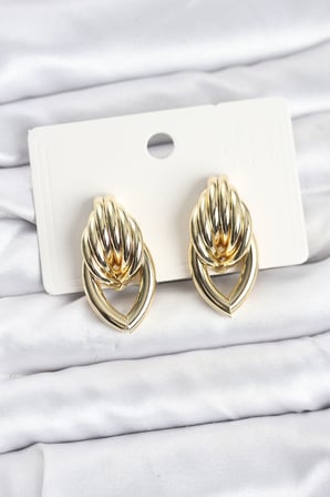 Pirinç Gold Renk Sarmal Damla Model Vintage Kadın Küpe - Lisinya