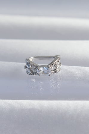 Pirinç Gümüş Renk Zirkon Taş Kaplama Earcuff Küpe - Lisinya