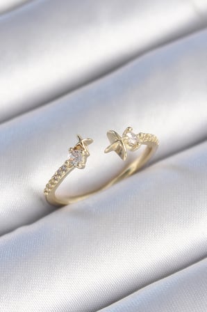 Pirinç Gold Renk Zirkon Taş Detay Yıldız Model Kadın Yüzük - Lisinya