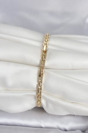 Xuping Model Zirkon Taşlı Gold Renk Kadın Bileklik - Lisinya