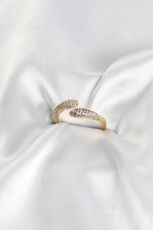 Zirkon Taşlı Gold Renk Pirinç Yüzük - Lisinya
