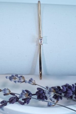 Gold Renk Kelepçe Model Zirkon Taşlı Çelik Bileklik Kaliteli