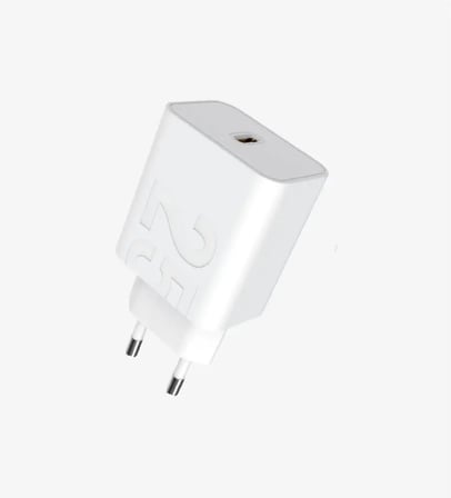 T458E Strong  Pd 25W Yüksek Hızlı Şarj Başlığı