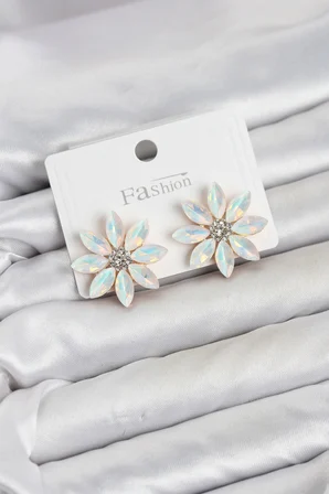 Beyaz Renk Kristal Taşlı Lotus Çiçek Model Kadın Küpe - Lisinya