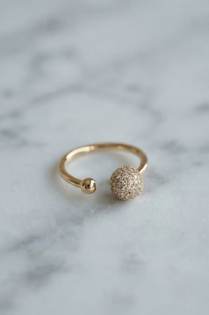 Gold Renk Zirkon Taşlı Topçuk Model Kadın Yüzük - Lisinya
