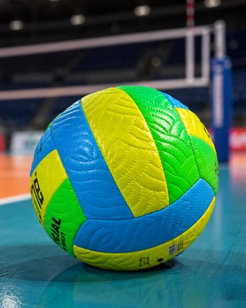 Dayanıklı Voleybol Topu Yumuşak Dokulu Dengeli Sekme Yapısı - Lisinya