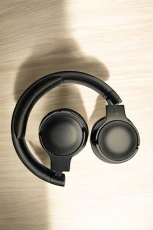 Kablosuz Bluetooth Kulaklık ANC/ENC Destekli Kulak Üstü Yüksek Ses Kaliteli - Lisinya