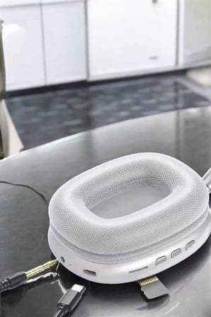 P9 Plus Kablosuz Kulak Üstü Bluetooth Kulaklık Beyaz Yüksek Ses Kaliteli - Lisinya