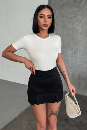 Rahat Ve Şık Kısa Kollu Bisiklet Yaka Likralı Viskon Penye Body Ekru ( Lisinya )