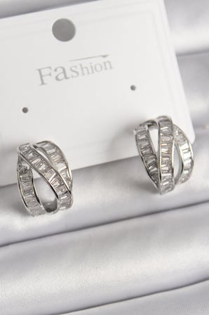 Pirinç Gümüş Renk Zirkon Taşlı Düğüm Halka Model Kadın Küpe - Lisinya