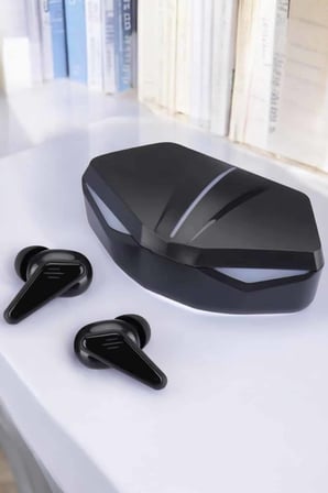 Bluetooth Oyuncu Kulaklığı Led Işıklı Kablosuz ANC Özelliği - Lisinya