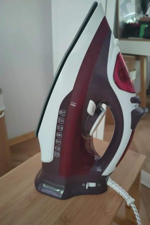 Modern Tasarım 2200W Dayanıklı Buharlı Seramik Kaplama Ütü Yeni Nesil - Lisinya