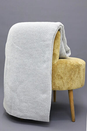 Yumuşak Örgü Battaniye Düz 130x170 cm Gri | Tek Kişilik TV Battaniyesi – Dekoratif ve Hafif