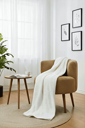 Yumuşak Örgü Battaniye Karo 130x170 cm Krem | Tek Kişilik TV Battaniyesi – Dekoratif ve Hafif