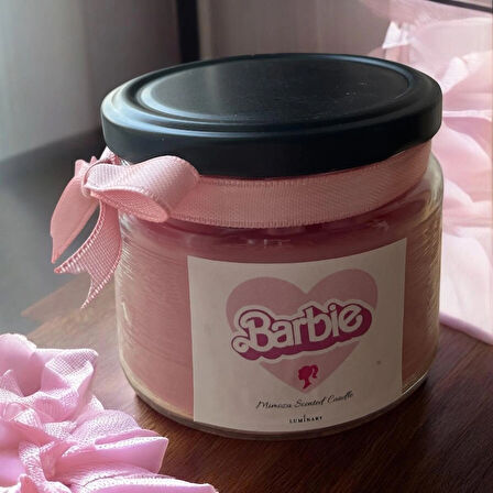 Barbie Temalı Pembe Renk Tatlı Kavanoz Mum