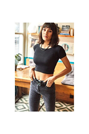 Fitilli Bisiklet Yaka Kaşkorse Crop T-Shirt