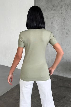Rahat Ve Şık Kısa Kollu Bisiklet Yaka Likralı Viskon Penye Body Haki ( Lisinya )