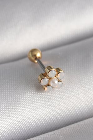 316L Çelik Gold Renk Zirkon Taşlı Çiçek Model Tragus Piercing - Lisinya
