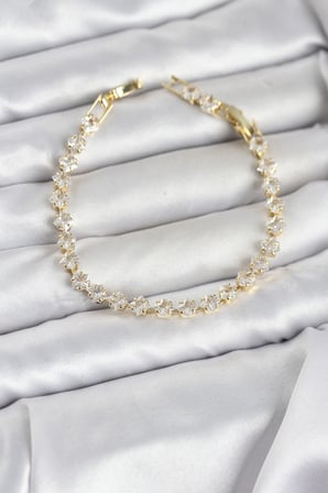Kare Zirkon Taşlı Gold Renk Pirinç Su Yolu Kadın Bileklik - Lisinya
