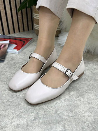 Günlük Kadın Babet Oval Burunlu Sade Şık Alçak Topuklu Tokalı Hafif Rahat Ayakkabı M-506