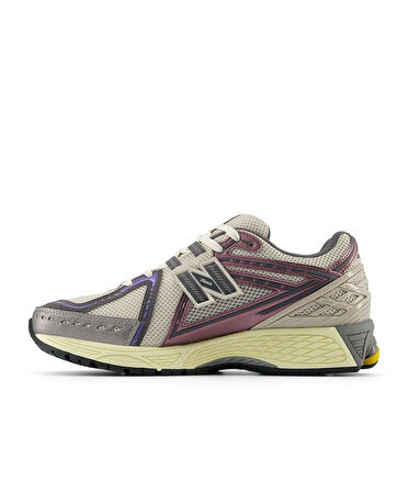 New Balance 1906R Licorice