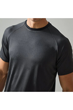 Siyah Reglan Kısa Kol Spor Tişört