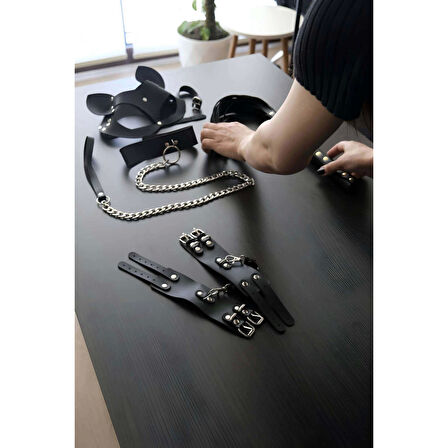 MARSİLYAN- Siyah Fantezi Set, Kırbaç - Kelepçe - Tasma - Maske Takım - APFT1246