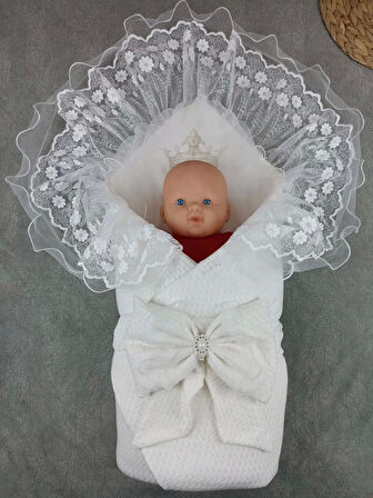 Eterella Yenidoğan Kumru Soft Cotton Taç Nakışlı Trilüks Kundak Bebek Battaniyesi Ekru