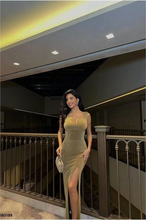Trendexa Yırtmaçlı Askılı Abiye Elbise Maxi · Renk: Gold · Beden: L MAC
