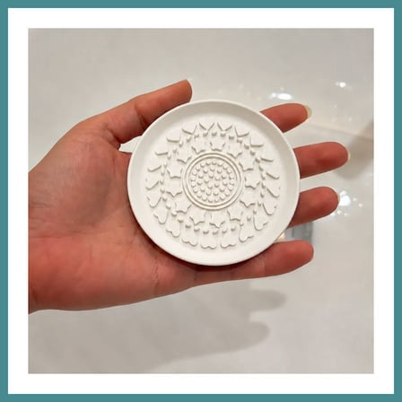 Bezos 3D Baskı Makyaj Fırçası Temizleme Pedi - Desenli Aparat-Beyaz MAC