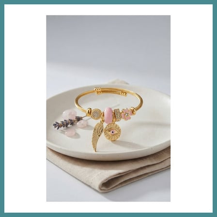 Trendexa Pembe Göz Model Gold Renk Charmlı Bileklik MAC