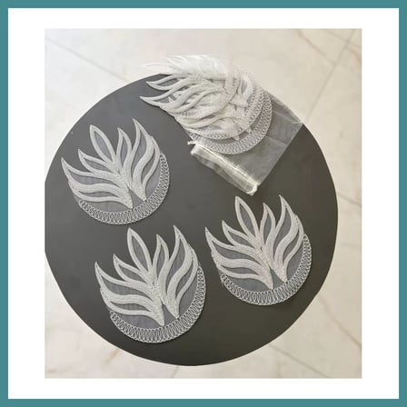 Trendexa 6 lı Dantel Kahve Sunumluğu 15x15 cm Asorti Desenli Zarif Sunum Aksesuarı MAC