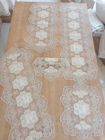 Trendexa Salon Takımı Çeyizlik Krem Runner Set 5 Parça Keten Ranır Masa Konsol Sehpa Örtüsü Orkide MAC