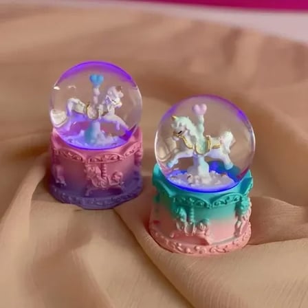 Işıklı Mini Unicorn Kar Küresi 7 cm Dekoratif Aksesuar