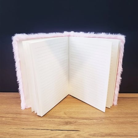 Şık Peluş Kapaklı Defter 21x15 cm 75 Sayfa