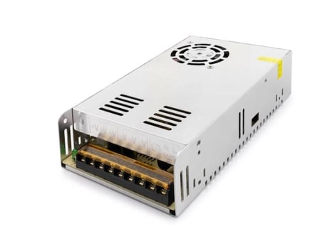 Yüksek Güçlü 24V 15A Adaptör Gümüş Renk 180W Endüstriyel Kullanım