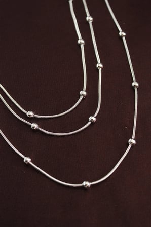 Minimal Tasarım Gümüş Renk Kolye 1 Adet