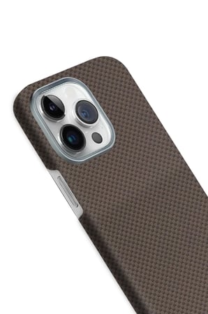 iPhone 15 Pro Max Volt Magsafe Kapak - Kahverengi