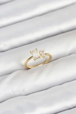 Pirinç Gold Renk Zirkon Taşlı Kadın Yüzük 5886