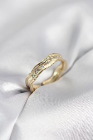 Gold Renk Su Damlası Model Zirkon Taşlı Kadın Yüzük 5886