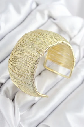 Pirinç Tel Sarma Model Gold Renk Kadın Bileklilk 5886