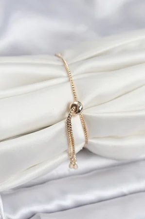 Kuğu Model Zirkon Taşlı Gold Renk Asansörlü Su Yolu Bileklik 5886