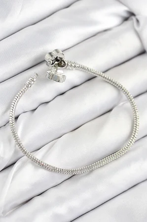 Pirinç Charm Zirkon Taşlı Yonca Model Gümüş Renk Kadın Bileklik