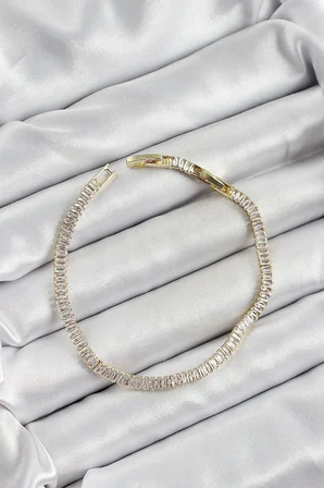 Mey İthalat® Pirinç Zirkon Taşlı İnce Su Yolu Model Gold Renk Kadın Bileklik