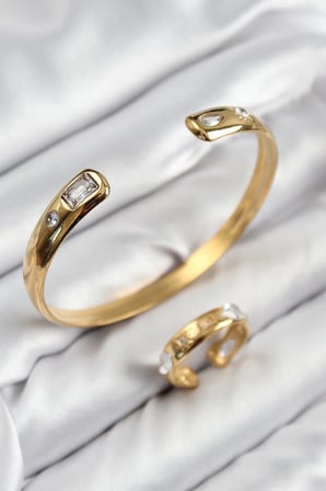 Mey İthalat® Pirinç Zirkon Taşlı Ayrık Model Gold Renk Bileklik Yüzük Set