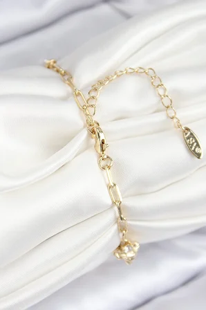 Mey İthalat® Pirinç Zirkon Taşlı Deniz Kabuğu Model Gold Renk Kadın Bileklik