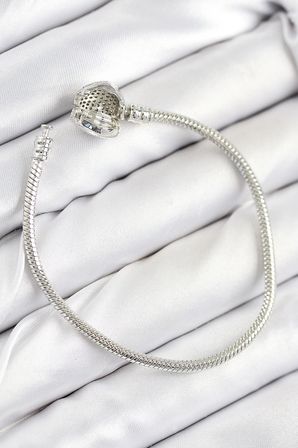 Mey İthalat® Pirinç Charm Zirkon Taşlı Kalp Model Gümüş Renk Kadın Bileklik