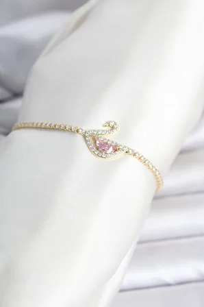 Mey İthalat® Pirinç Gold Renk Zirkon Taşlı Swan Model Su Yolu Kadın Bileklik